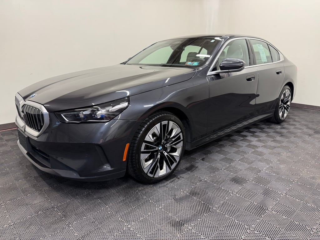 2024 BMW 5 Series 530i xDrive Sedan's photo