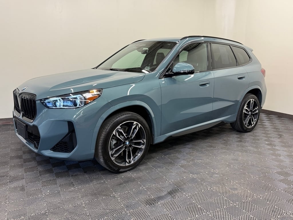2025 BMW X1 xDrive28i's photo